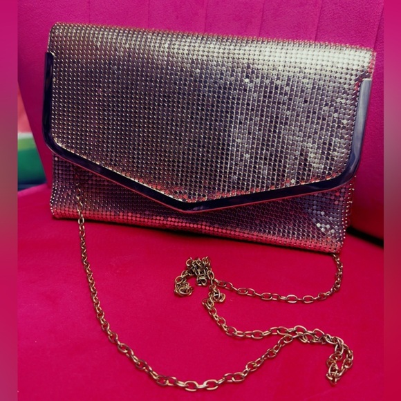 EUC ALDO Gold Clutch - Picture 6 of 16